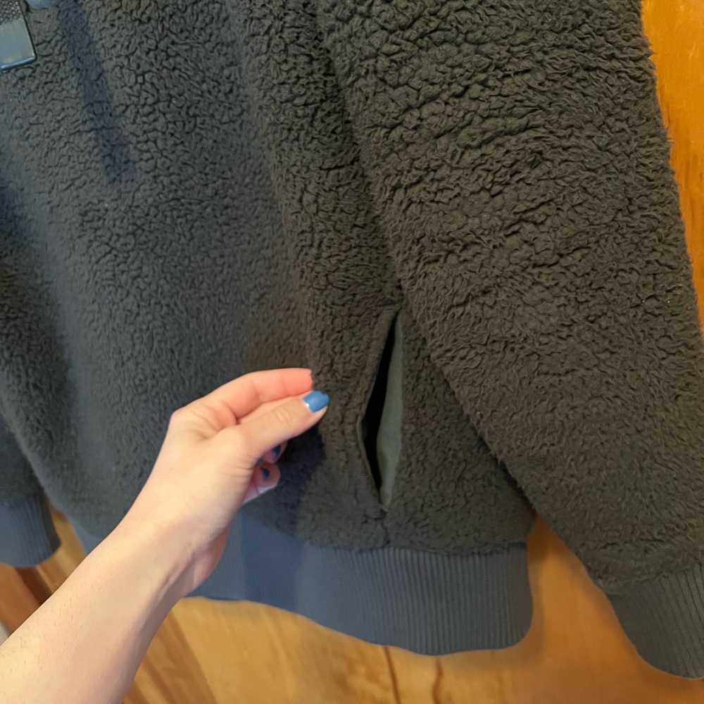 Athleta Pullover - image 3